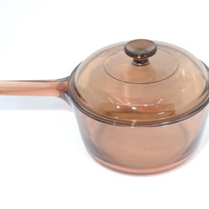 Corning Vision 2.5 L Sauce Pan with Lid Casserole Dish pot vintage round handle made in USA Brown Amber glass smoked glass Vision Ware USA