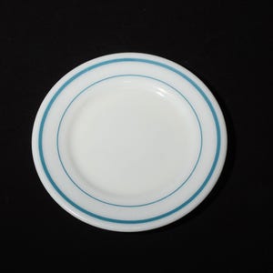 Piatto da pranzo/dessert Pyrex con bordo turchese e blu, 17 cm. Set vintage Pyrex anni '50, stoviglie vintage 704 Corning USA