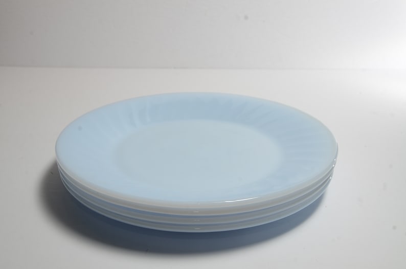 Swirl Dinner plate Azur-ite 1950s FIRE KING Vintage Midcentury Scalloped Blue Azurite Set of 4 bowl 9 inches Oven Safe