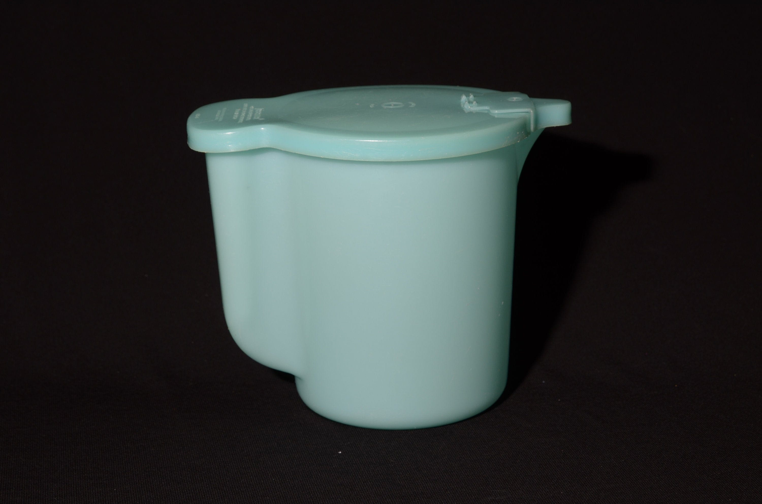 Vintage TUPPERWARE Turquoise Blue Container Milk Jug 131-2 - Etsy