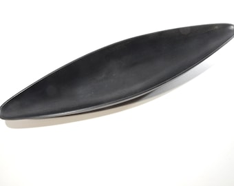 Plato para servir ovalado de melamina Geni Accalac vintage, 17 pulgadas de largo, plástico duro negro, mediados de siglo, MCM