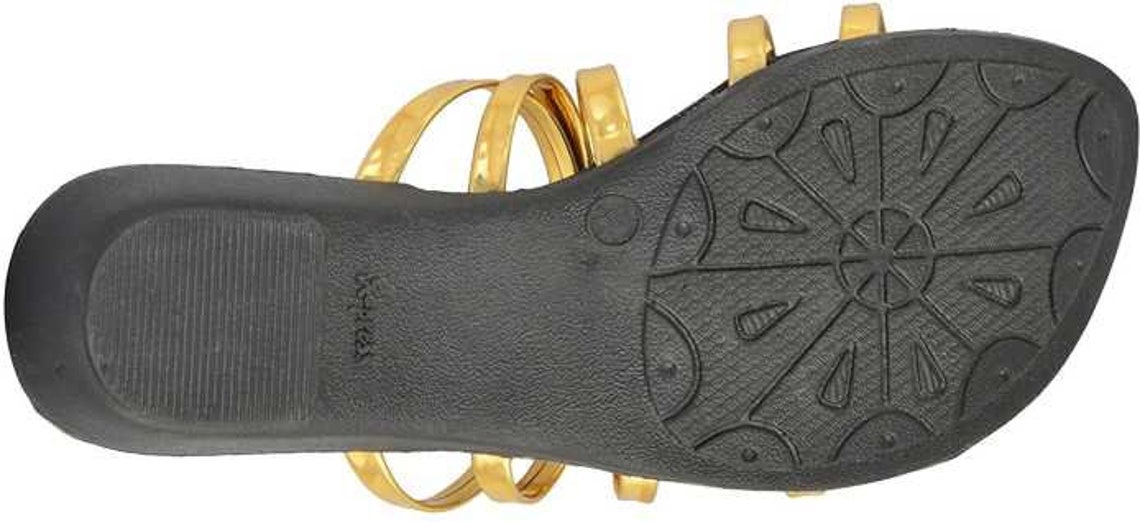beach chappals