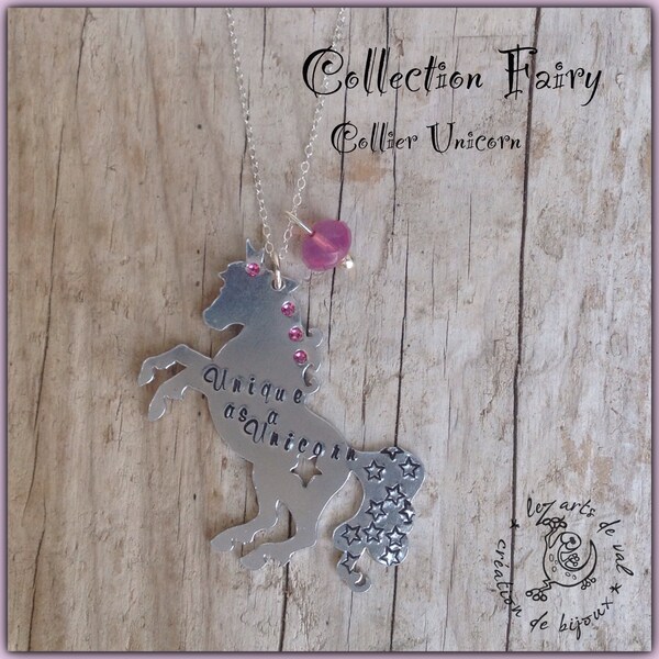 Pendentif licorne,collier estampillé, licorne,féerique, magique, collier original, bijou féerique,