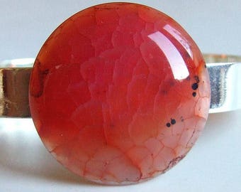 Stone bracelet, pink orange agate, artisanal bracelet, minimalist jewelry, silver-plated brass, made in France, original gift for women