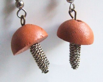 Boucles d'oreilles pendantes, boucles d'oreilles champignons, bijou fait-main, perles terre artisanale, perles africaines, cadeau pour elle