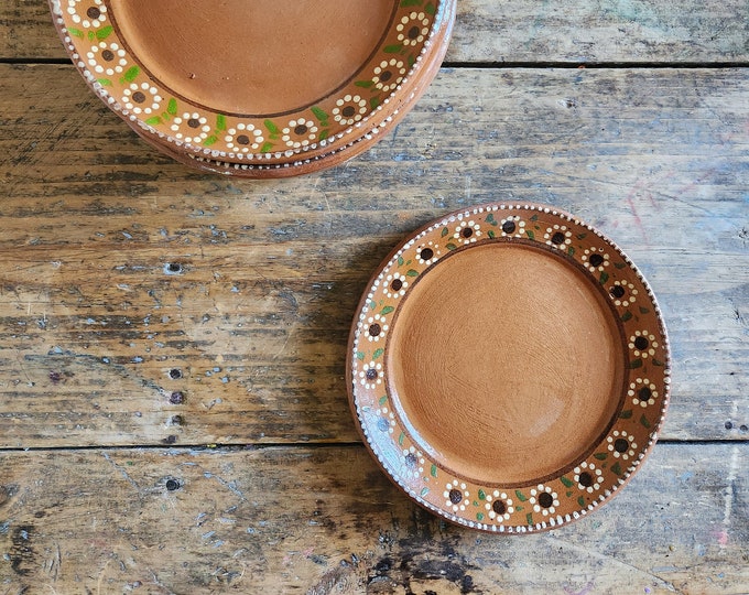 Vintage Set of 4 Mexican Plates Clay 6 Inches Round Plates Set