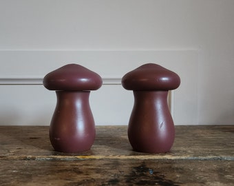 Vintage Salt & Pepper Set Deep Purple mushrooms shape ceramics- Set of Two- Salt and Pepper- Excellent Condition