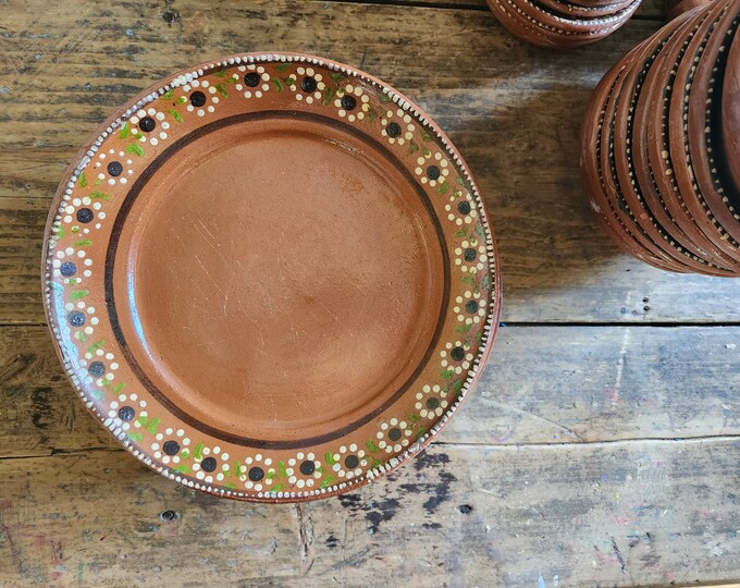 Vintage Set of 4 Mexican Plates Clay 10 Inches Round Plates Set