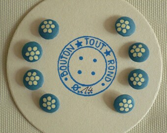 Eight covered buttons for 2 plate