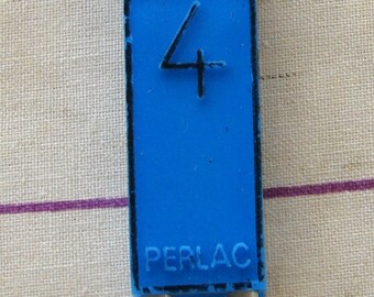 Perlac aluminum 4mm knitting needles