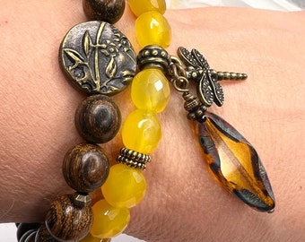 Dragonfly Charm Bracelet, Stunning Beaded Bracelet Set, Botanical Flower Brass Bead, Beautiful Yellow Faceted Glass Beads, Hammered Toggle