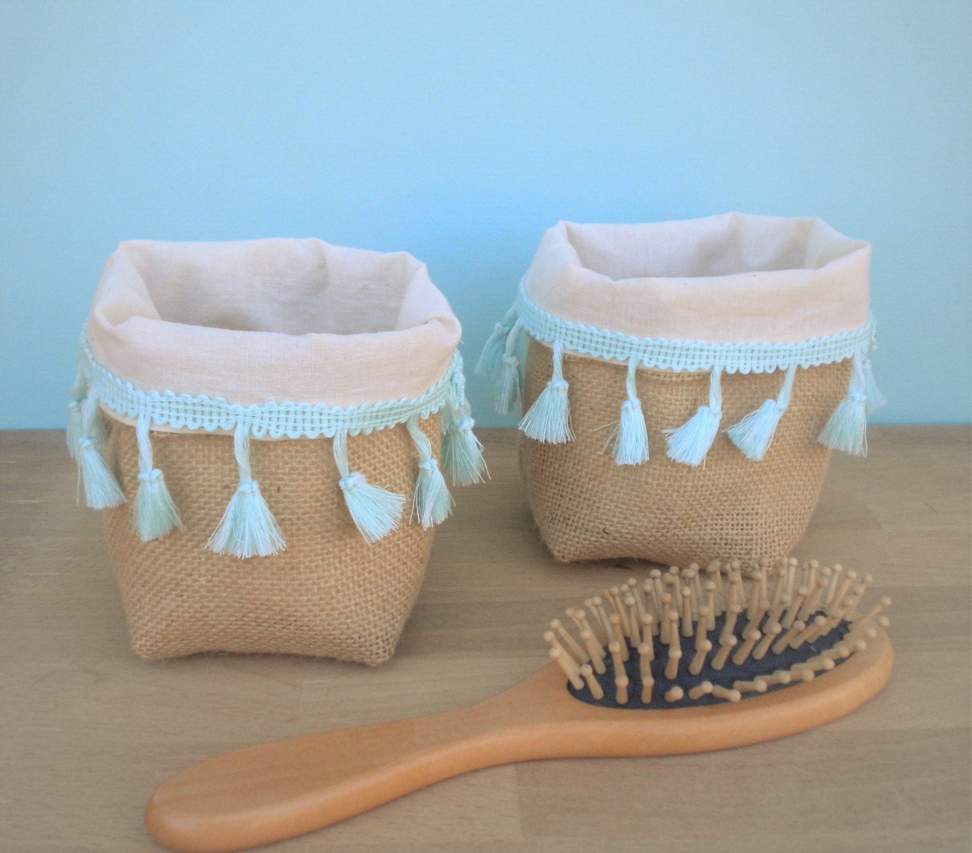 Paniers de Rangement Toile Jute Coton Écru, Pompons 2 Pièces. Rangement Salle Bain. Table à Langer. 