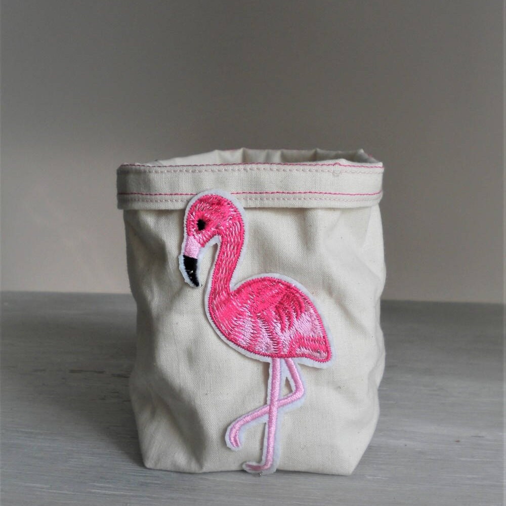 Panier de Rangement Écru et Patch Flamand Rose. 1 Pièce.