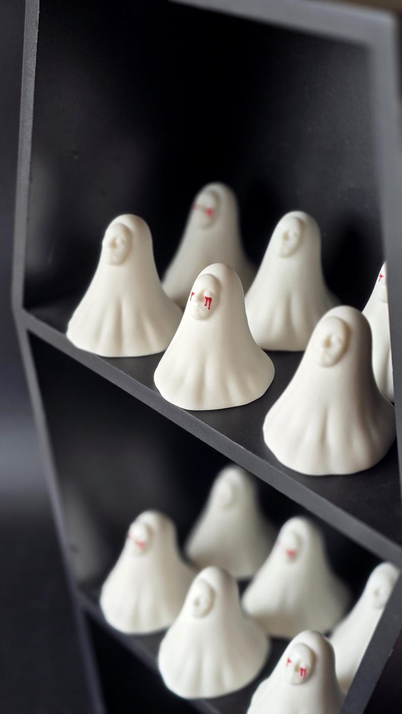 Spooky Ghost Sculptures Ceramic the Maiden Death Mask Ghost - Etsy