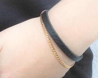 Leather strap black gold chain. Chic rock jewelry. rock bracelet. chic women's jewelry. Black and gold jewelry. leather women's strap, kdo mom