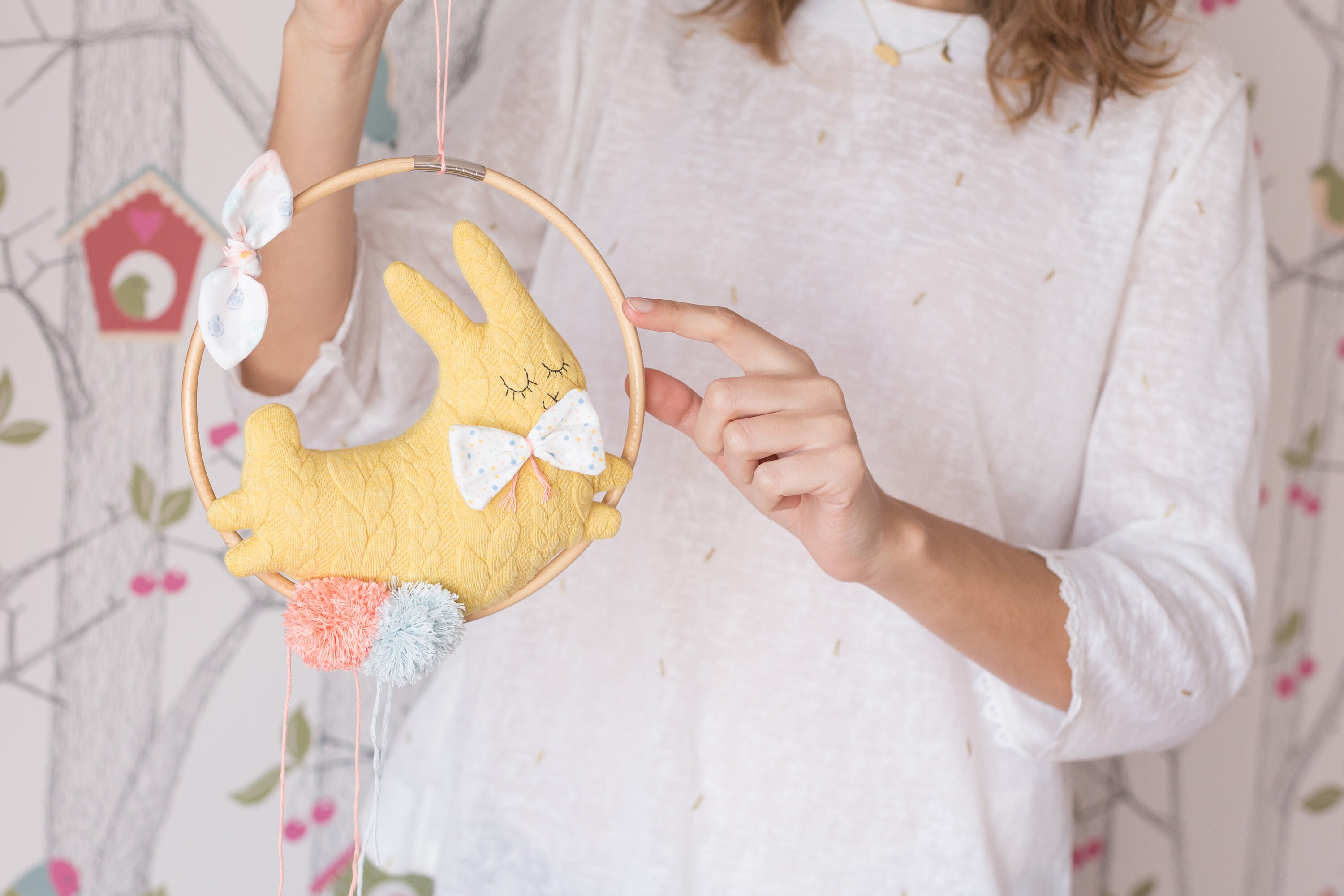 Mobile Suspension Anneau Animaux Attrape Rêves Poétique Chambre Bébé ou Enfants Lapin Pompons Cercle