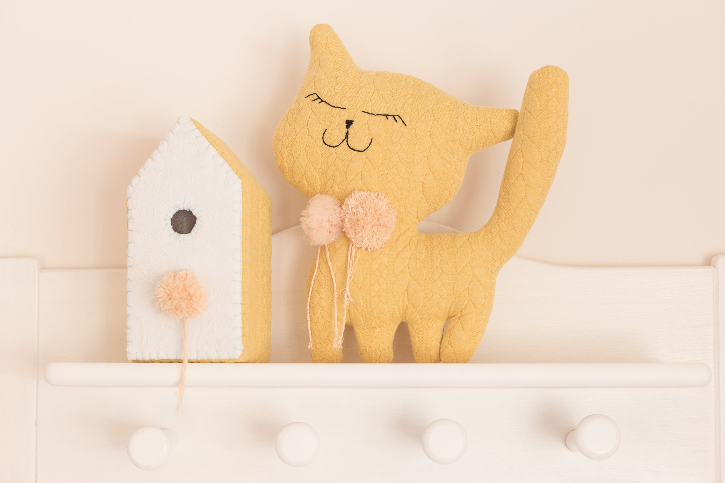 Doudou Enfant Coussin Chambre Peluche Décoratif Chat, Jersey Moutarde