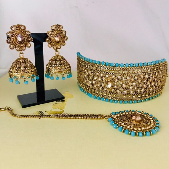 Antique Gold Blue Choker Necklace 