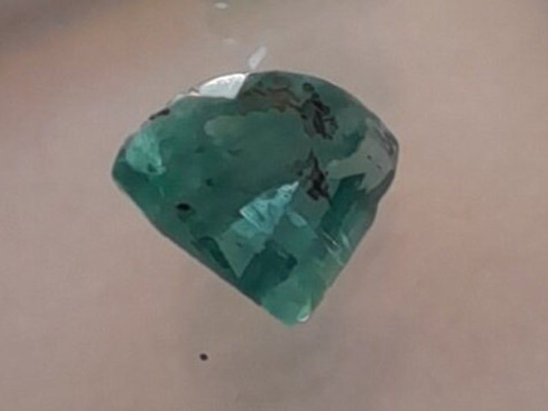 Deep Green Grass Emerald 1.14Ct, High Grade Natural Emerald, Deep Cut, Deep Grass Green Color, Earth Mined, Cut In Israel, Loos Gem image 2