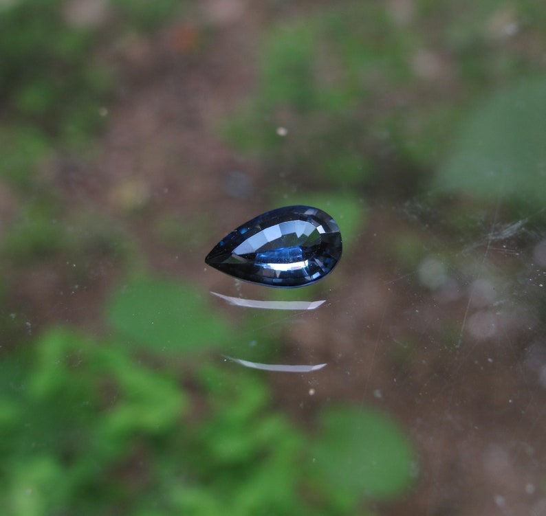 Violet Blue Sapphire 0.75 Ct Natural Eye Clear /& Vivid Color