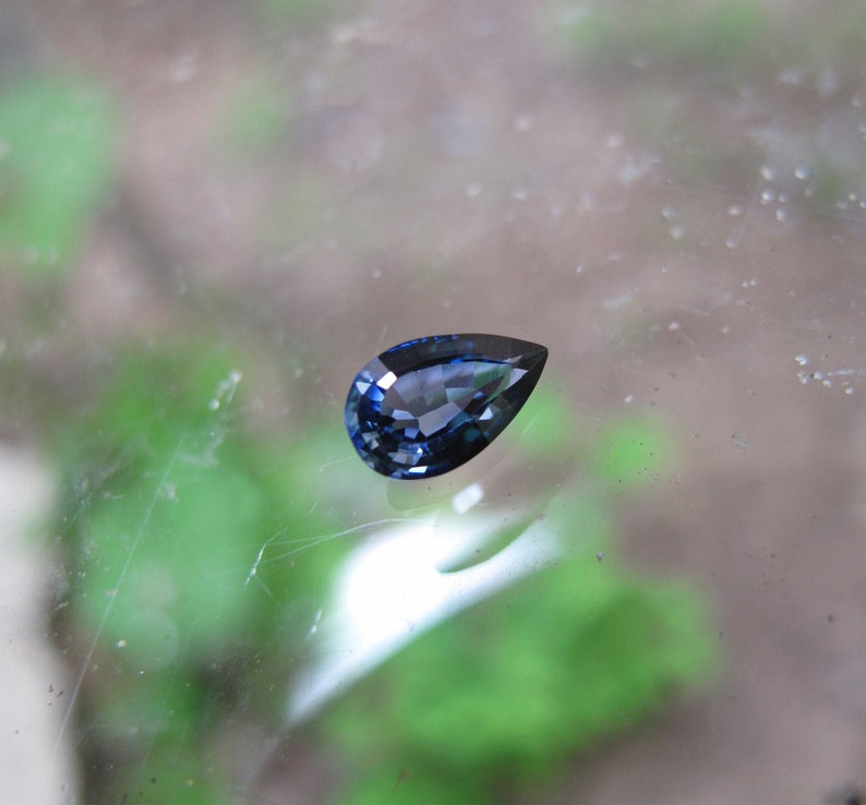 Violet Blue Sapphire 0.75 Ct Natural Eye Clear /& Vivid Color