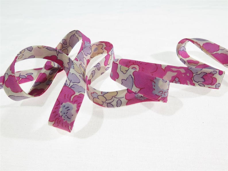 jewelry. Bougainvillea x 50 cm Tana Lawn Ribbon Bracelet Bias Liberty Betsy