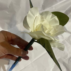 Floral pen