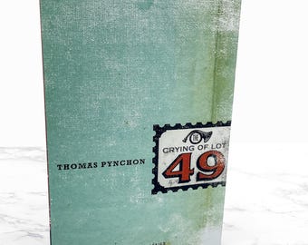 The Crying of Lot 49 by Thomas Pynchon [TRADE PAPERBACK] 1999 • Perennial Modern Classics