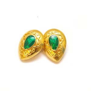 Vintage jewelry Vintage earrings Costume jewelry Vintage clip on earrings Antique gold earrings Vintage style earrings Vintage drop earrings
