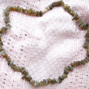 Stone choker Green choker Agate choker  Raw stone choker Ussr jewelry Raw beaded necklace Dark green necklace Raw  choker necklace