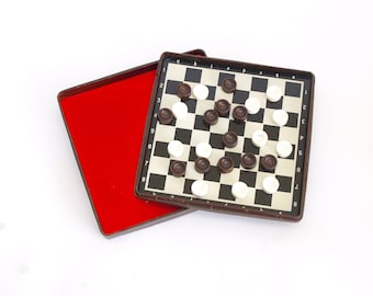 Jogo de damas magnético vintage: conjunto de damas colecionáveis (11,2 x 11,2 cm)