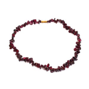 Vintage Garnet Bead Necklace: Small Red Gemstone Choker