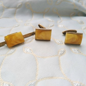 Krawattennadel Manschettenknöpfe Set Vintage Geschenk für Mann Gelbe Krawattennadel Rote Manschettenknöpfe Geschenk für Vatertag Einzigartige Set Krawattenklammer und Manschetten Geschenk für Papa UdSSR Geschenk