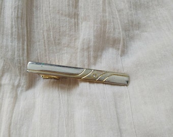 Vintage gold tie pin Mens jewelry Vintage tie clip Unique tie clip Vintage gift for man Formal accessories Vintage retro mod Tie clip golden