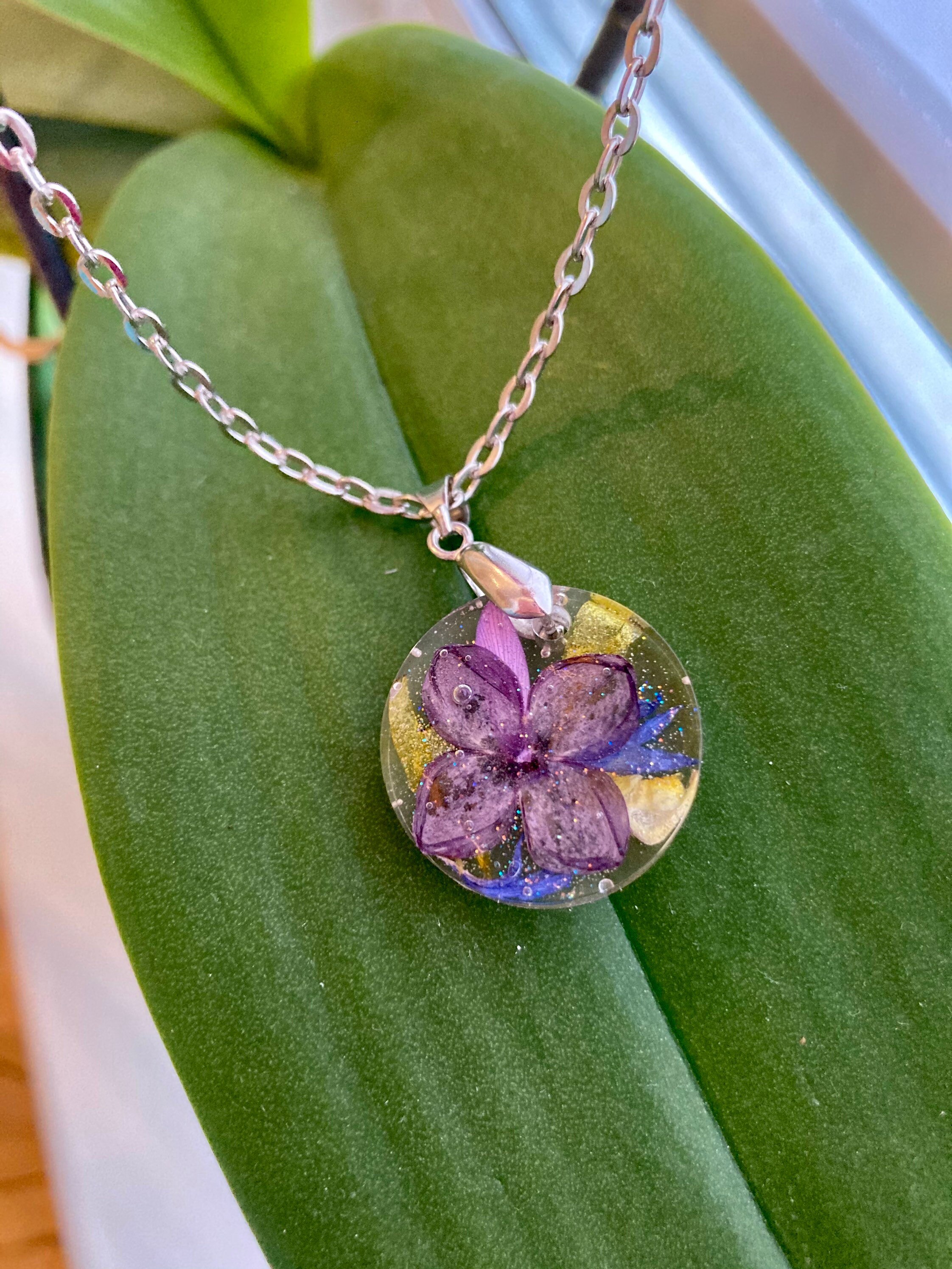 Dried flower jewelry Unique nature jewelry Epoxy resin hand Etsy