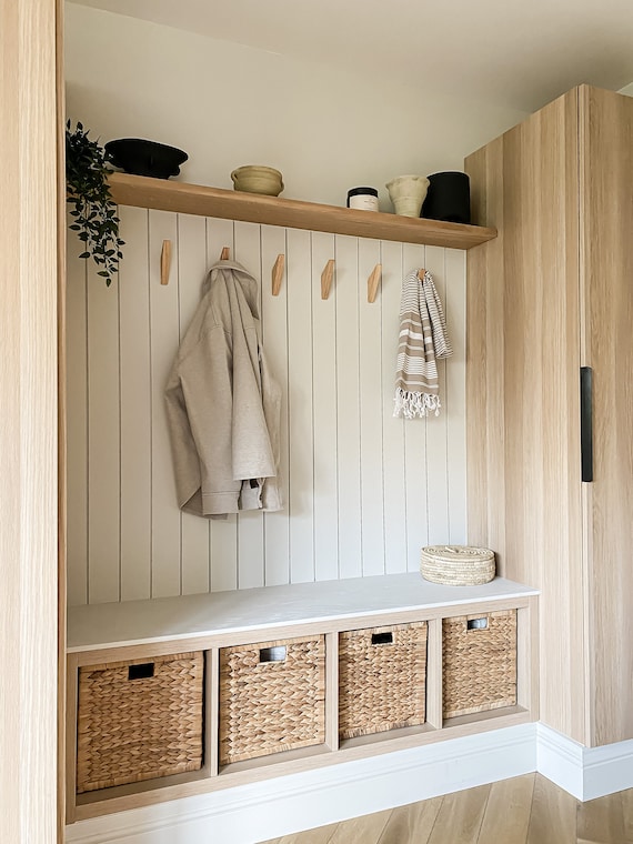 Floating 2025 hallway shelf