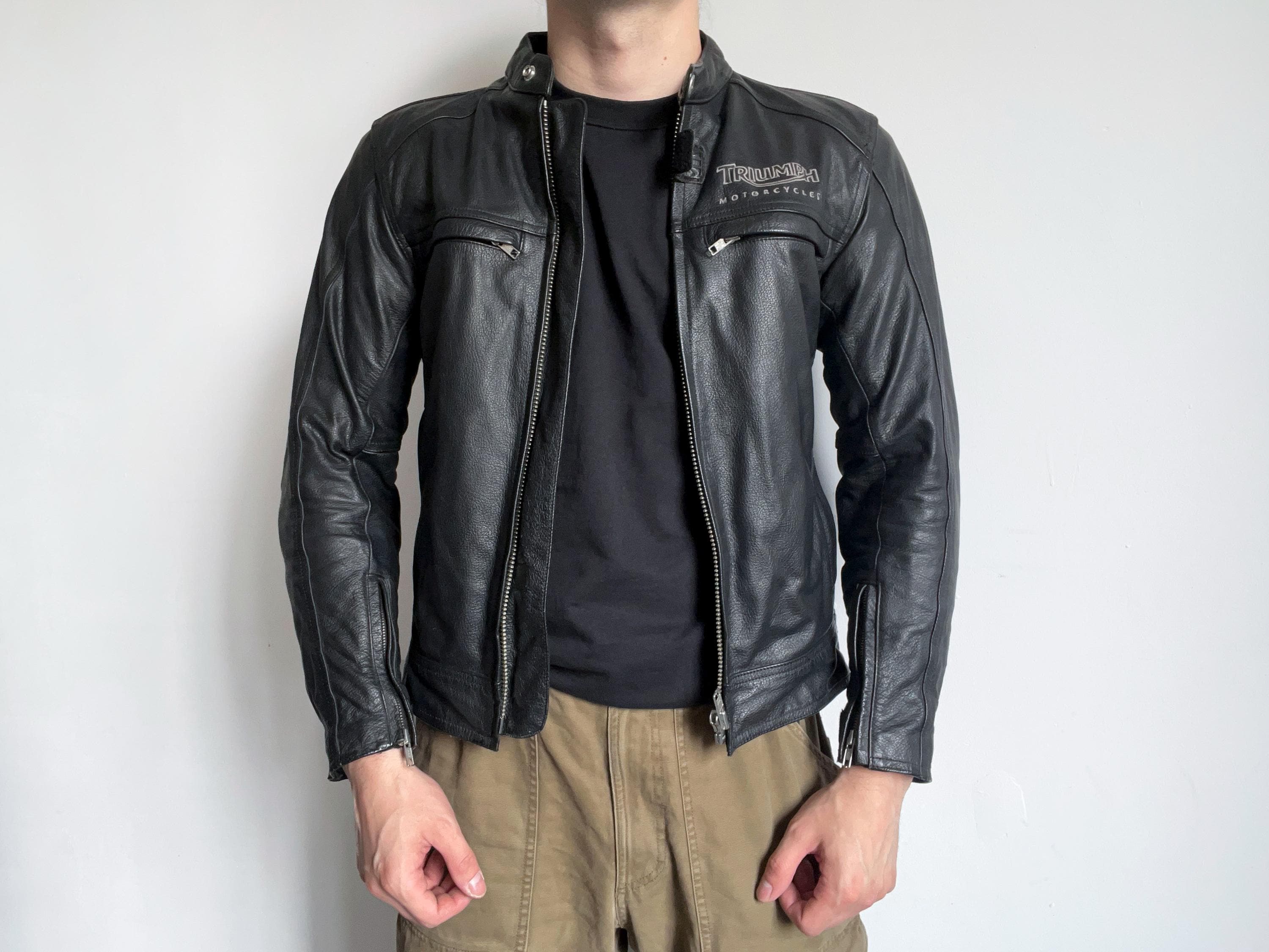 Triumph motorcycles jacket, black leather protective motorcycle racing biker padded jacket, size 38, S, M