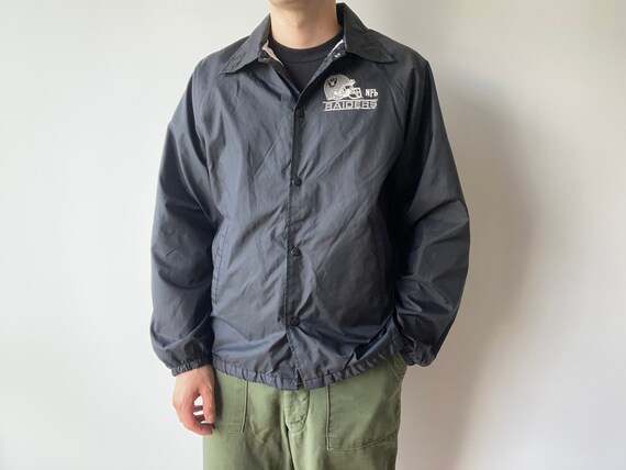 90s 1990s Vintage NFL Chalk Line Raiders Black Coach Athletic Sport Varsity Nylon Jacket American Football Made in USA Size XL