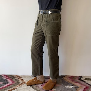 50s army pants, vintage 1950s US British army military olive green combat cargo trousers, Prentice zipper, WW2 US P41 Pattern