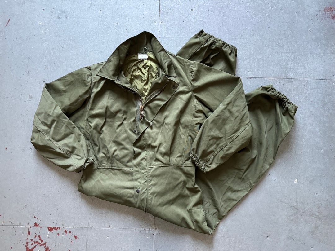 Original U.S. military coveralls work mechanic jumpsuit army snap closure Olive