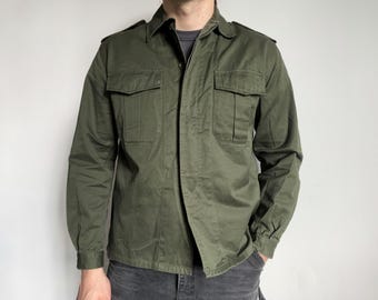80s army shirt, vintage 1981 Belgian military ABL combat fatigue button up shirt, size 38, M - L