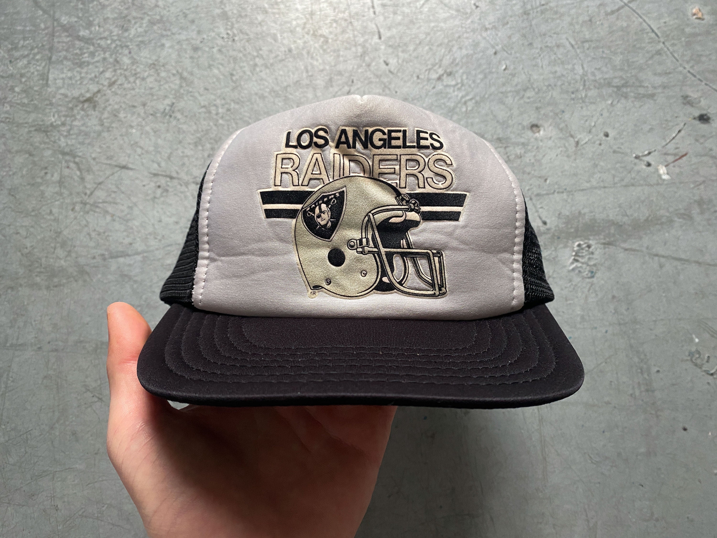 NWT Vintage Sports Specialties Los Angeles Raiders Script Snapback Hat Cap  NWA