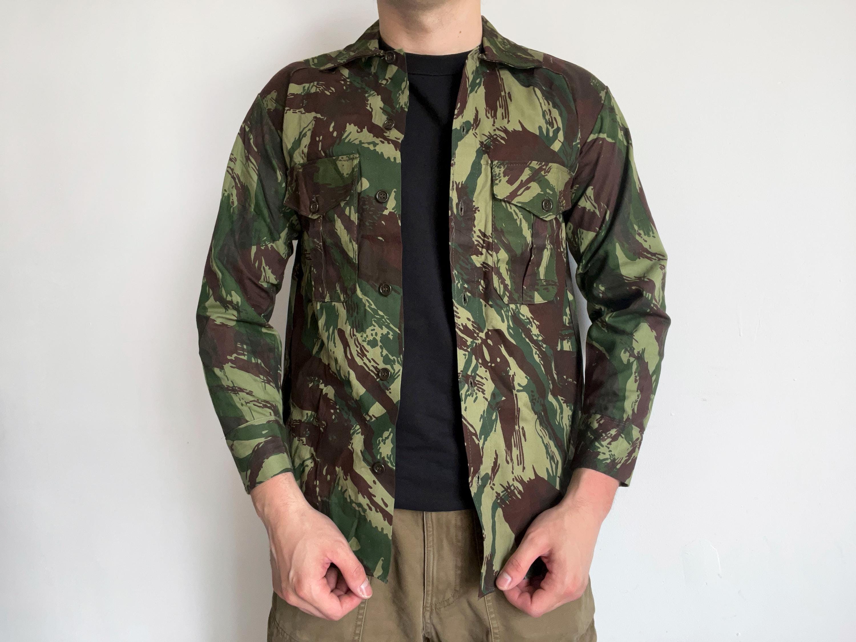 ローデシア迷彩　シャツ 迷彩色調とパターンが違うモデルです！【旧ローデシアの軍服