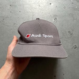 特別出品　アウディ　キャップ　レッド　アンド　ブラック AUDI アウディ CAP ROT 55-59 キャップ 帽子 メンズ 秋 男女