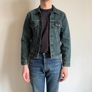 vintage Edwin red tab Type 3 trucker blue denim jacket made in Japan size marked S lot