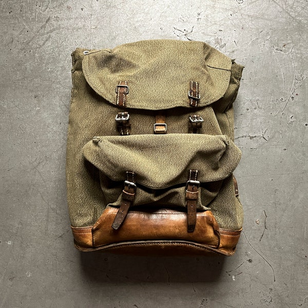 60s Vintage 1961 Swiss Army Military Salt Pepper Canvas Leather Backpack Rucksack