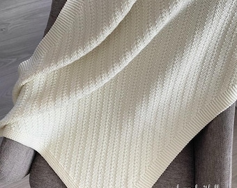 Handmade Knit Merino Wool Baby Blanket: Soft Newborn Blanket