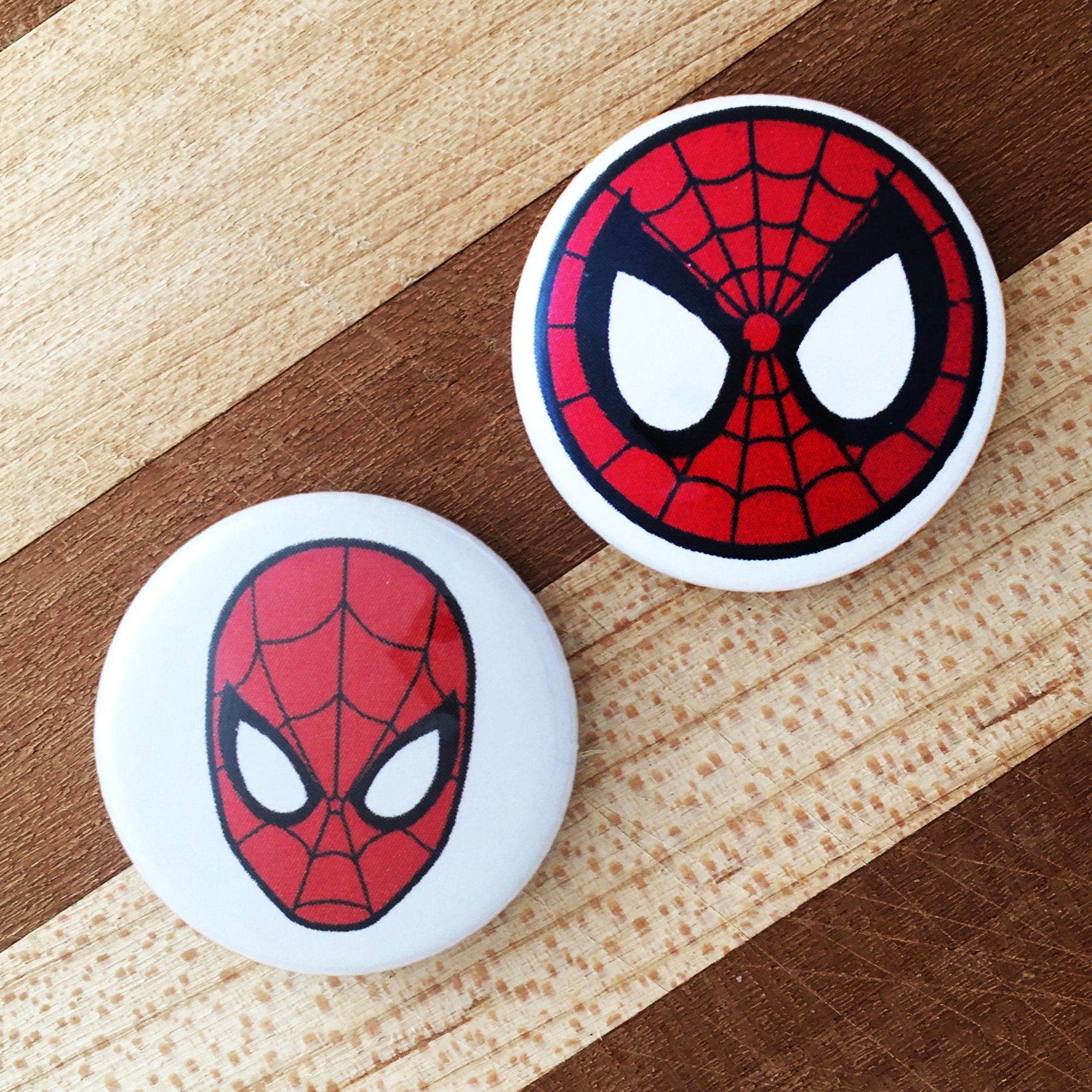 Spider-Man Knopf Set