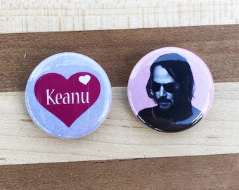 Keanu Love Button Set