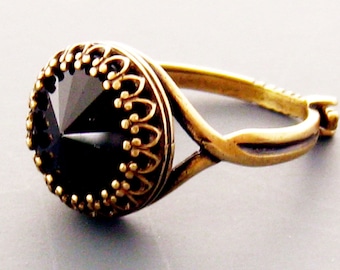 Victorian Style Jet Black Cocktail Ring, Victorian Jewelry, Victorian Jewelry Gift, Crown Bezel Set Victorian Ring, Adjustable Black Ring